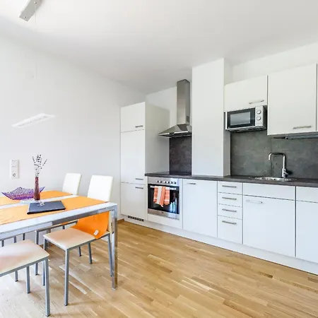 Apartment Stilvolles Fuer Sechs Personen