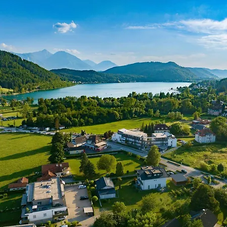 Stilvolles Fuer Sechs Personen Apartment Unterburg am Klopeiner See
